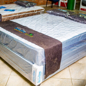 KDV ARJENTA KING BED